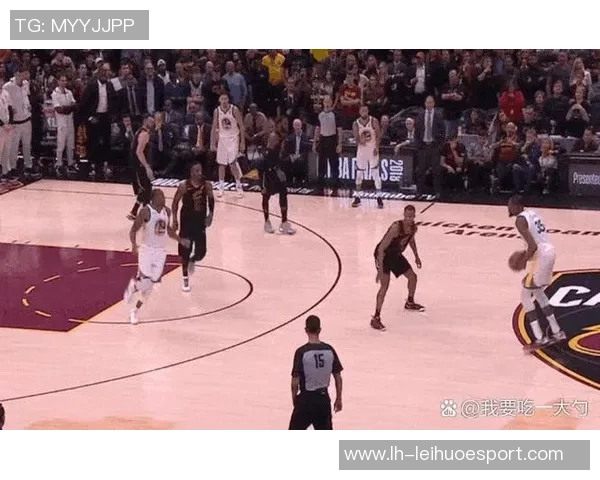 杜兰特雷霆时期荣誉与得分对比分析与后期成就的反思